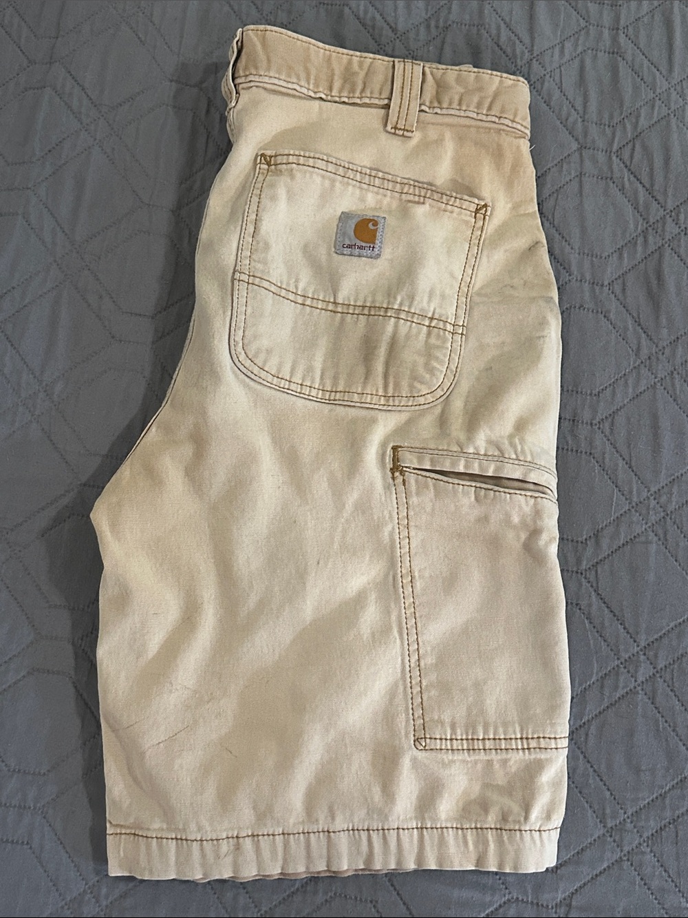 Carhartt shorts men’s size 34 Distressed